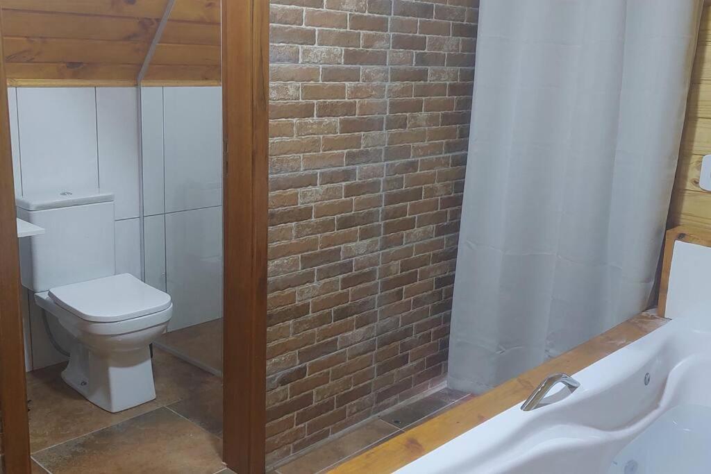 Chale Com Hidromassagem Casa Papai Noel Casa de hóspedes